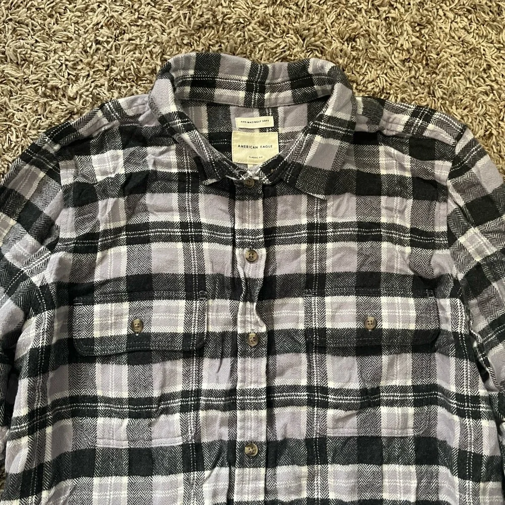 American Eagle Flannel - Picture 2 of 3